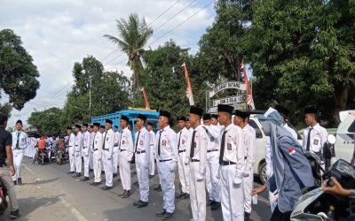 Siswa-Siswi SMKS BUNGA PERSADA CIANJUR Berpartisipasi dalam Gerak Jalan Indah tingkat SMA/SMK
